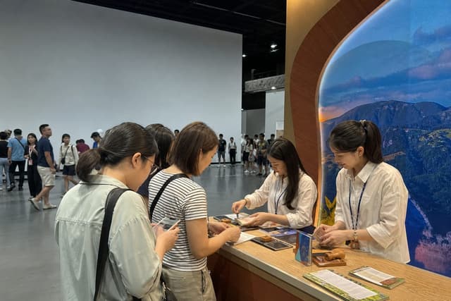 僑信國小美術班畢業展